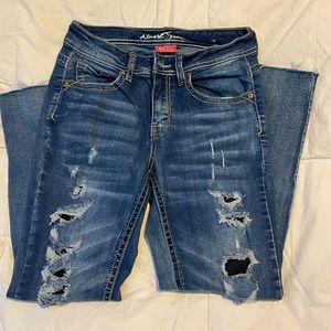 ♥️ Distressed Jeans from Almost famous Brand